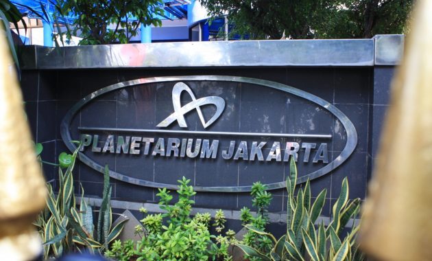 Sejarah Berdirinya Planetarium dan Observatorium Jakarta Sejarah Berdirinya Planetarium dan Observatorium Jakarta